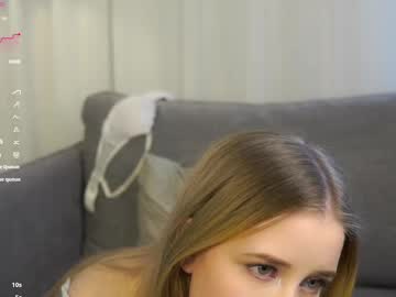 girl
        orasaro cam image #4032008