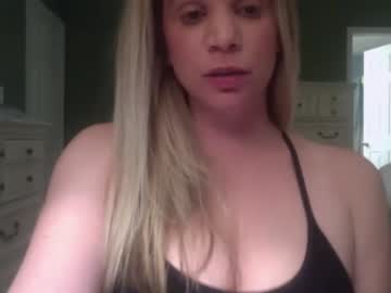 girl
        freaky_milf69 cam image #191723