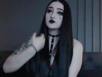 girl
        charlotte_germanotta_ cam image #1500995