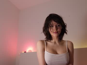 girl
        reei__ cam image #1661750
