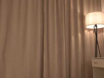 girl
        kiriko_chann cam image #3703957