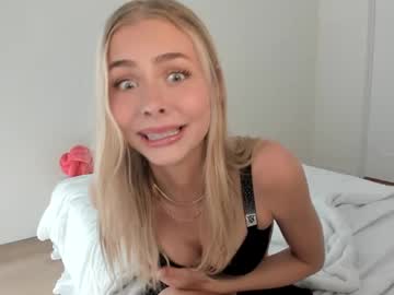 girl
        ariah_is_blonde cam image #4489163
