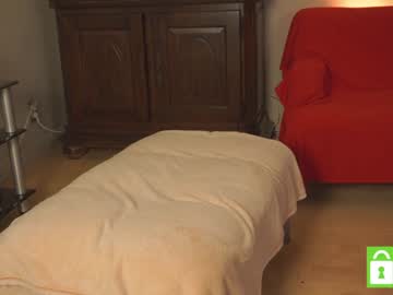 girl
        checkmypeach cam image #3220140