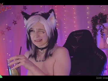 girl
        ronnie_neko cam image #3856613
