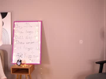 girl
        oliviavilolobos cam image #2926302