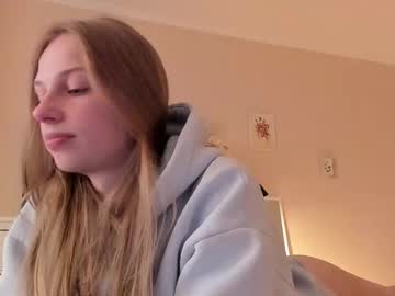 girl
        magic_couple13 cam image #4281632