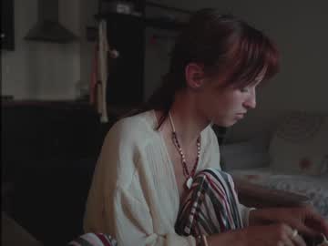 girl
        diruriru cam image #3042356