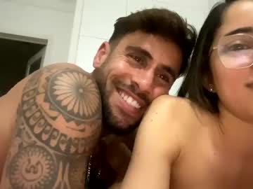 couple
        mrcutebaby cam image #2814228