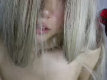 girl
        wendy_daniela cam image #1559417