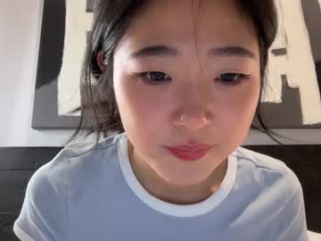 girl
        cozykorean cam image #4332171
