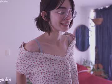 girl
        maria_alfonsina_ cam image #2371521