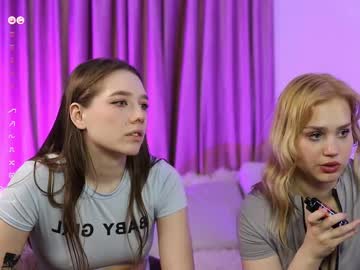 girl
        sexy_blonde_doll cam image #4313428