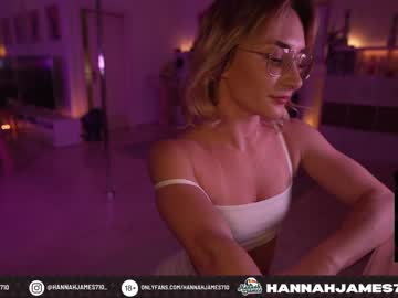 girl
        hannahjames710 cam image #224183