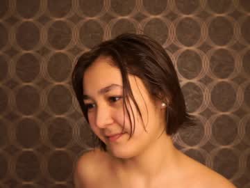 girl
        jeanfrancoa cam image #2355141