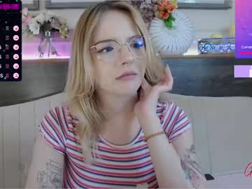 girl
        ginger_pie cam image #1195947