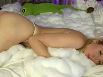 girl
        wendy_amber cam image #2999914
