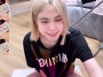 girl
        nyakawaii69 cam image #2433330