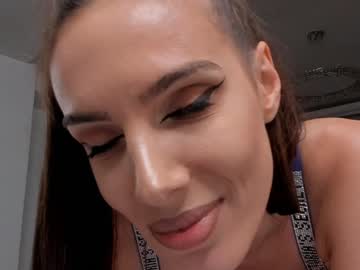 girl
        unforgettable_s cam image #4279322
