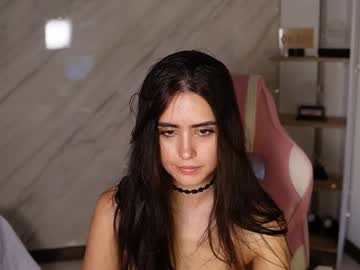 girl
        allisonpalmer cam image #3651130