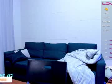 girl
        blush_mikki cam image #189642