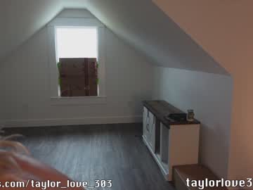 girl
        taylor_love_303 cam image #701369