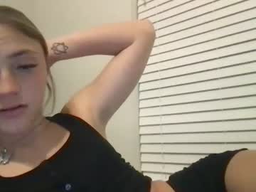 girl
        daisyparkerxo cam image #1996839