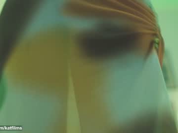girl
        katdreams cam image #1870201