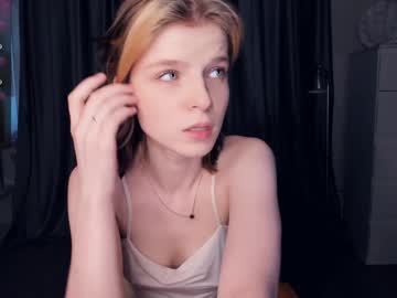 girl
        sindykate cam image #3125923