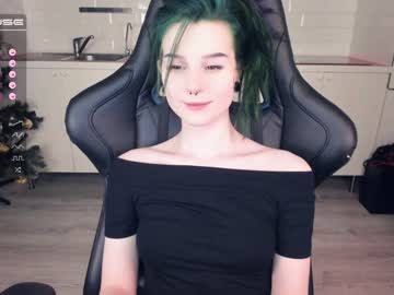 girl
        alicentity cam image #489258