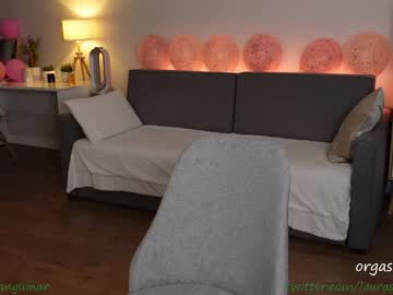 girl
        laura_sanguinar cam image #1625563