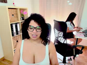 couple
        redsky_xxx cam image #1121941