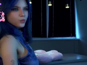 girl
        merciabawden cam image #4458359
