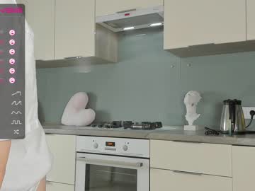 girl
        miaaperry cam image #631192
