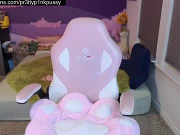 girl
        pr3ttyp1nkpussy cam image #2948765
