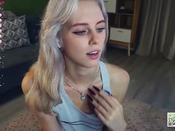 girl
        audreycarvin cam image #3183247