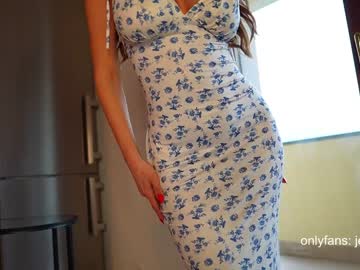 girl
        therealbonnieclydex cam image #1017846