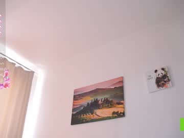 girl
        oke_doke cam image #4636446