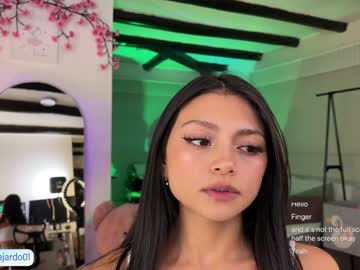 girl
        sweet_littleee cam image #4331988