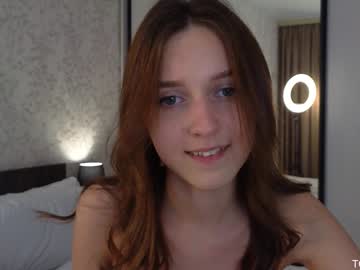 girl
        tadammary cam image #2802200