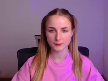 girl
        milly_liss cam image #3381972