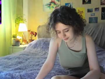 girl
        nessaa_moree cam image #628938