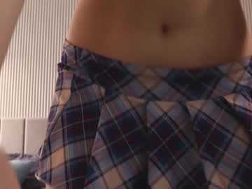 girl
        angella_kleee cam image #1292323