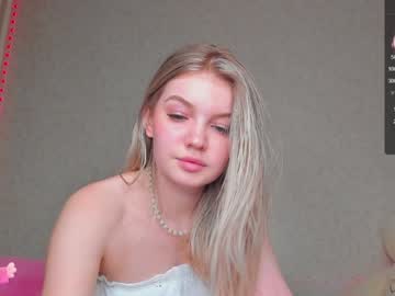 couple
        may__cute cam image #3106437