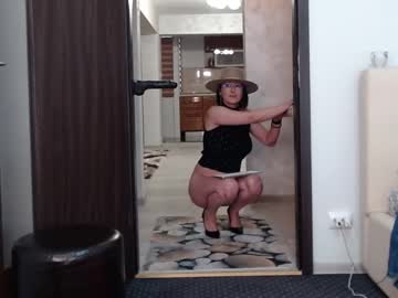 girl
        carmela_fox cam image #820590