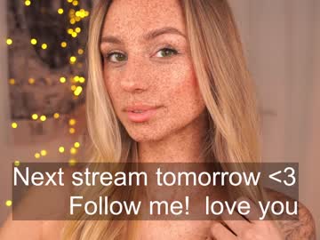 girl
        artease cam image #1913101