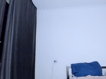 girl
        kitsune_rey cam image #3939005