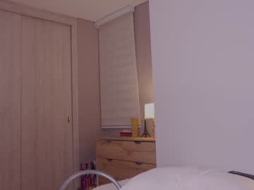 girl
        _lasuescun cam image #4040406