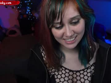 girl
        ziny_cosky cam image #4026448