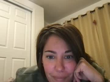 girl
        bigtittygoddess25 cam image #2139290