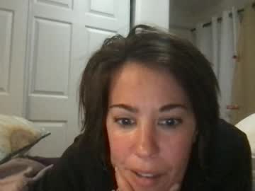 girl
        bigtittygoddess25 cam image #2478913